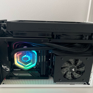 SFF ITX 폼디 FORMD 9800X3D 4080