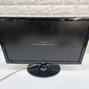 LG 24인치 LCD 모니터 입니다