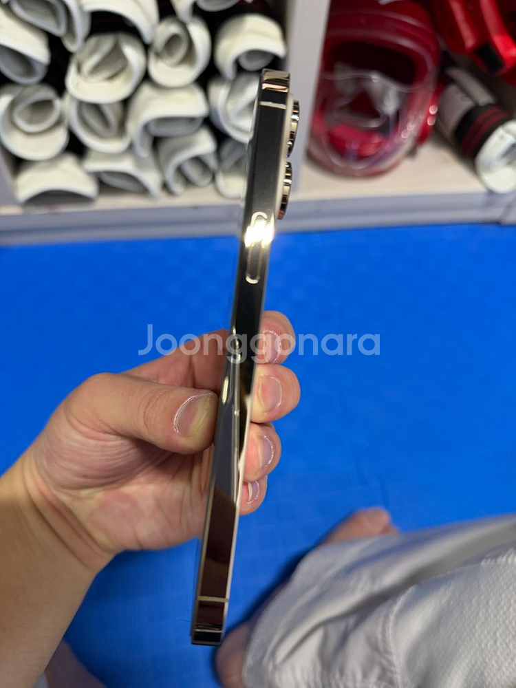 아이폰 14 프로맥스 256GB 골드 팝니다--3