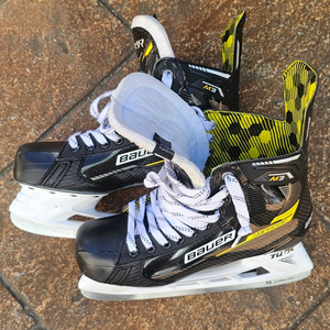 바우어 슈프림 M3 아이스하키 스케이트 6.5