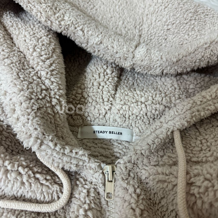 스태디셀러 양털 후드집업 (부들부들)--2