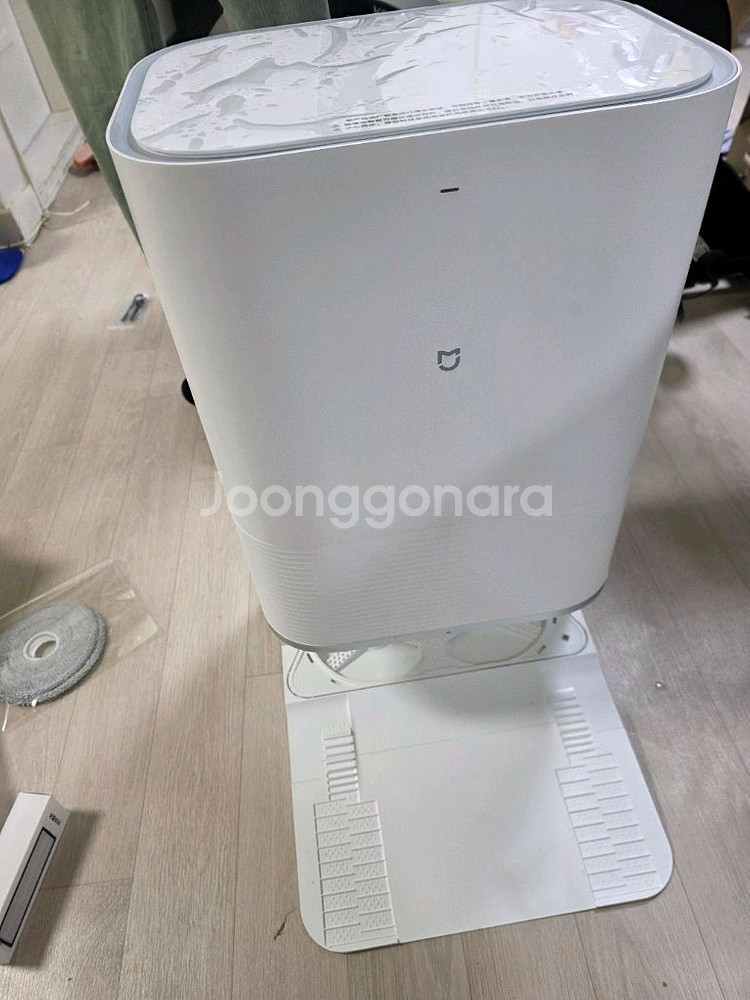 샤오미 M40 로봇청소기 S급 싸게 급처합니다--2