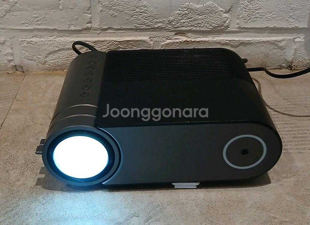 [렌즈 교환] 풀HD 미니빔 프로젝트 팝니다--1