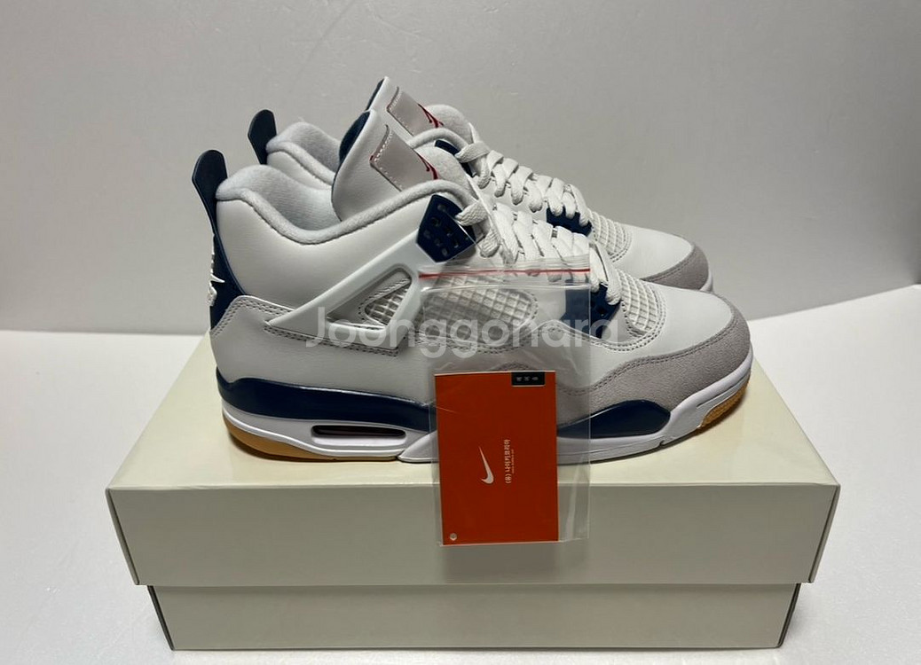 265 조던4 나이키 SB 서밋 화이트 네이비 SP--3