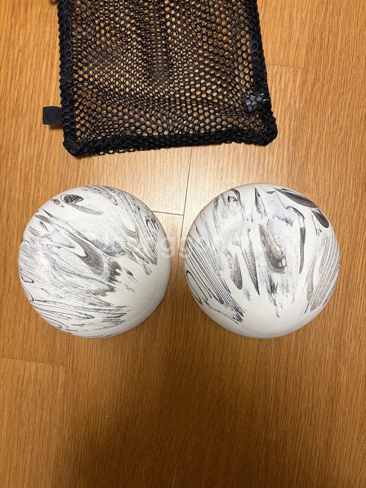 룰루레몬 스태커블 요가 쿠션 2개--4