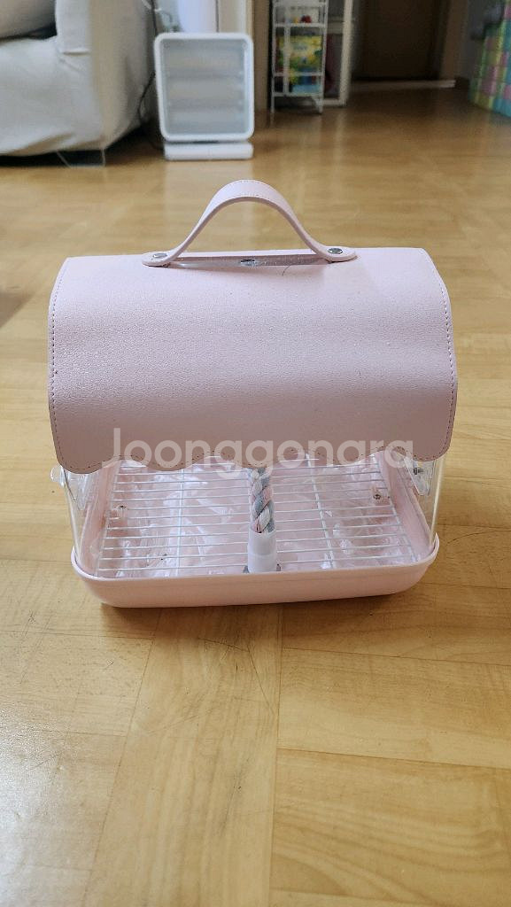 왕관앵무새(새장, 이동장, 먹이, 횃대 등등 포함)--9