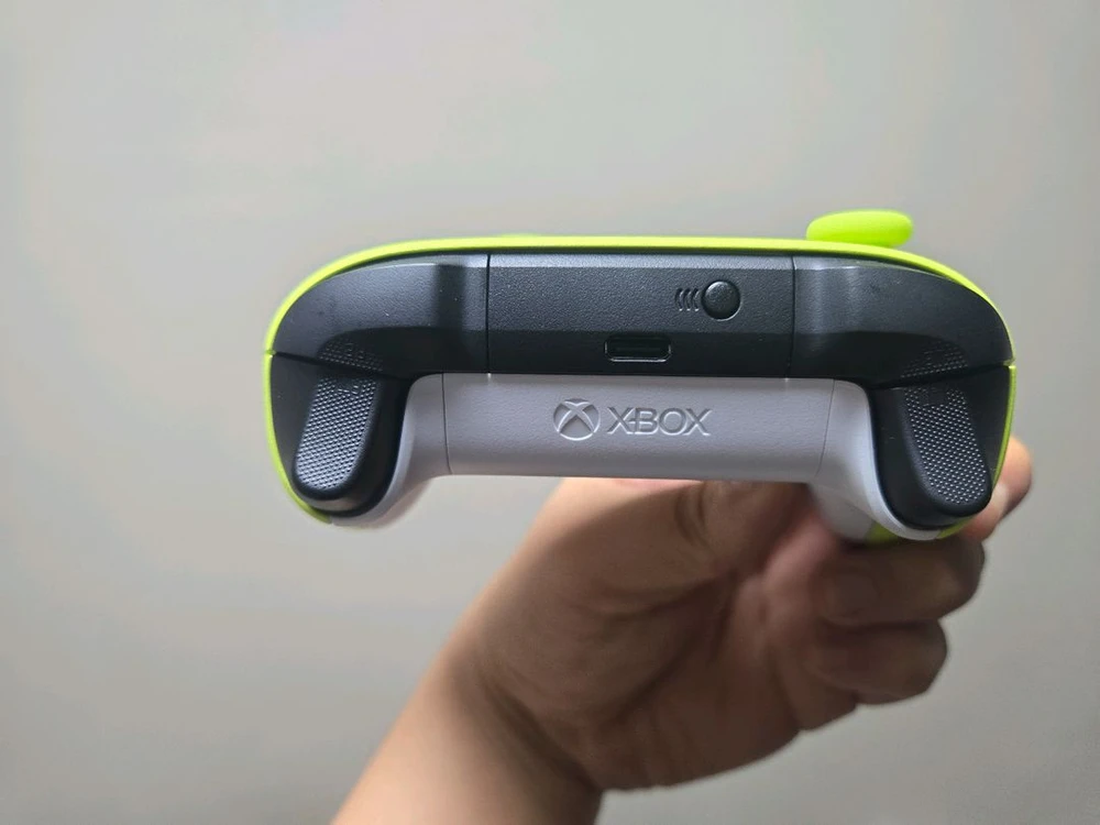 xbox 게임패드 4세대 무선 일렉트닉볼트 색상 이미지