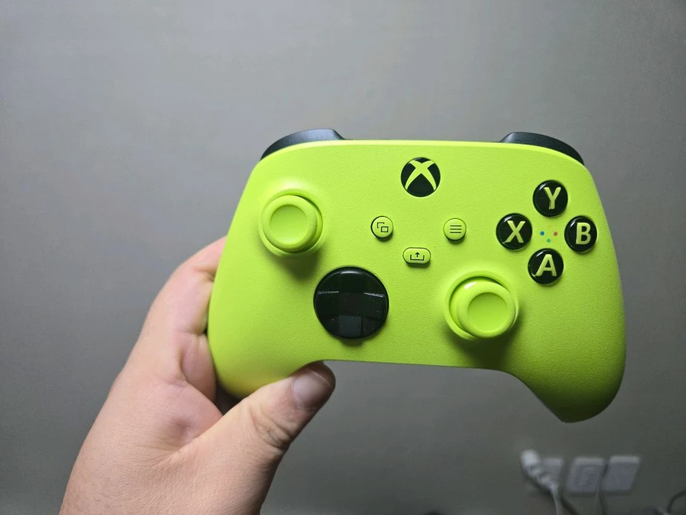 xbox 게임패드 4세대 무선 일렉트닉볼트 색상 이미지