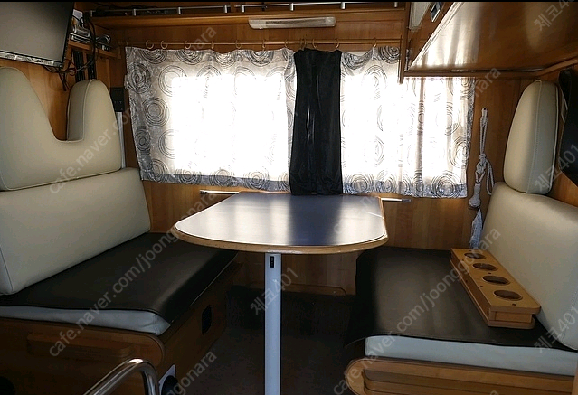 6인승 캠핑카 모터홈 판매합니다 이미지