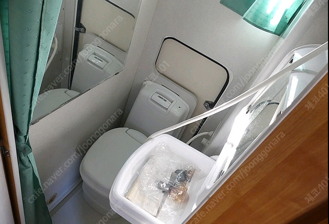 6인승 캠핑카 모터홈 판매합니다 이미지