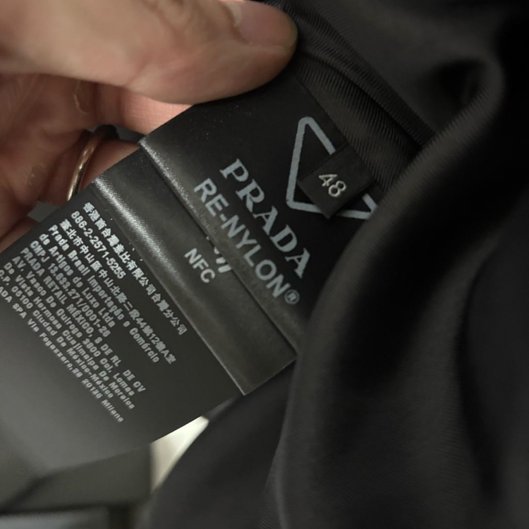 [48] 프라다 스터드 리나일론 셔츠 자켓--3