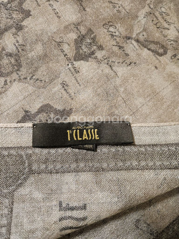 프리마클라쎄 트윌 울실크 100% 스카프 판매해요--2