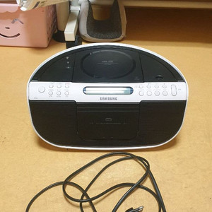 삼성 CD 카세트 플레이어 RCD-M65 판매해요
