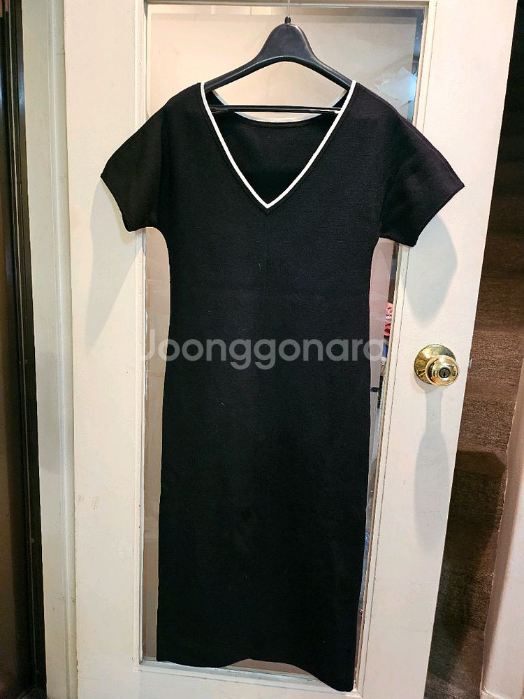 막스마라 배색 울니트 미디원피스 S--0