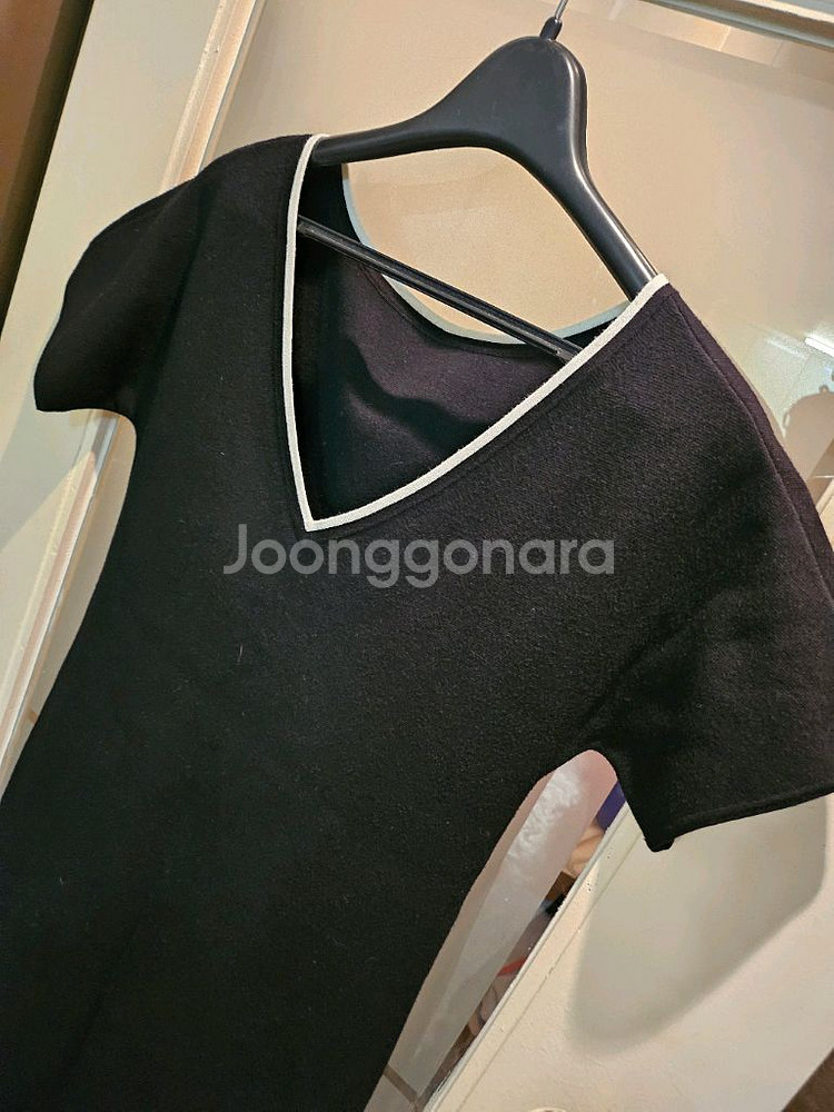 막스마라 배색 울니트 미디원피스 S--3