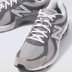 뉴발란스 x 꼼데가르송 옴므 860v2 그레이 280