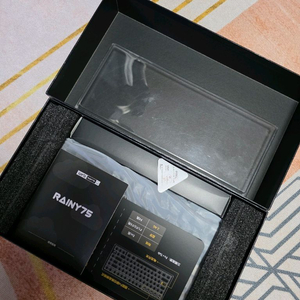 레이니.75 바이올렛 축 키보드