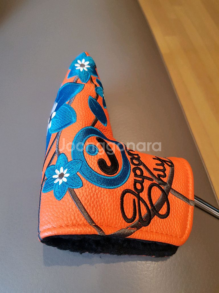 정품 일제 고바야시지로 로얄골드 33인치 퍼터 판매해요--8