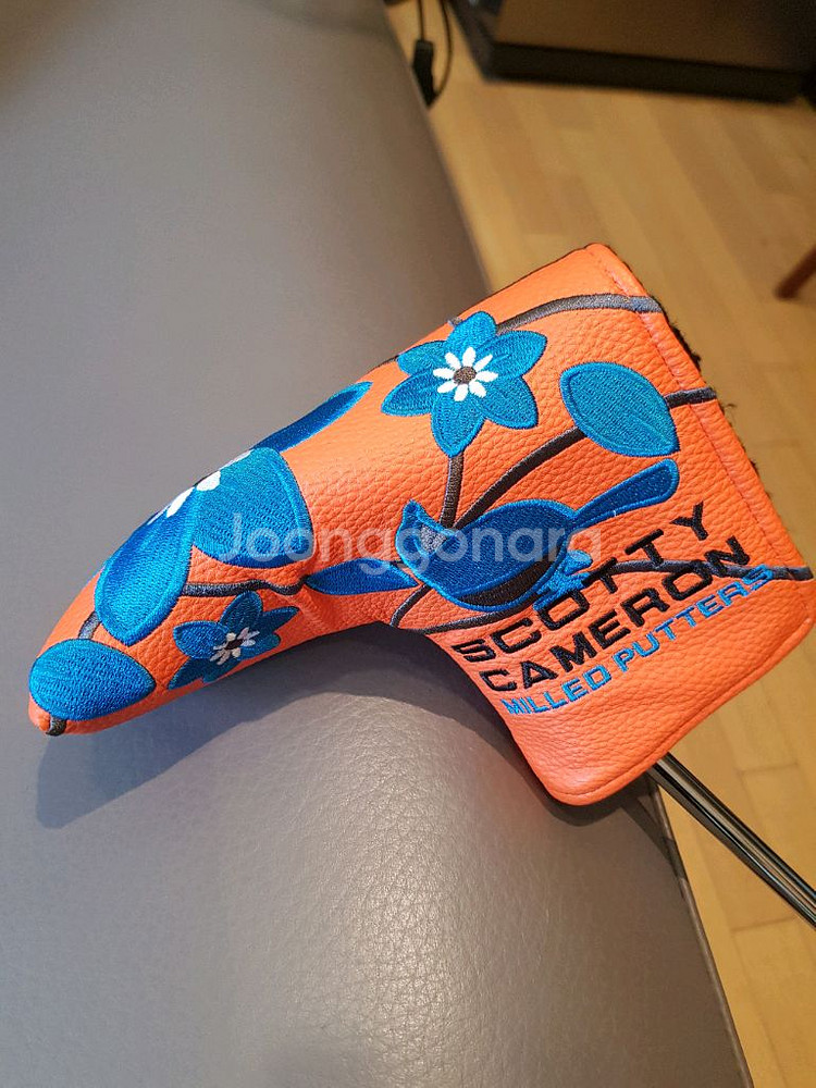 정품 일제 고바야시지로 로얄골드 33인치 퍼터 판매해요--7