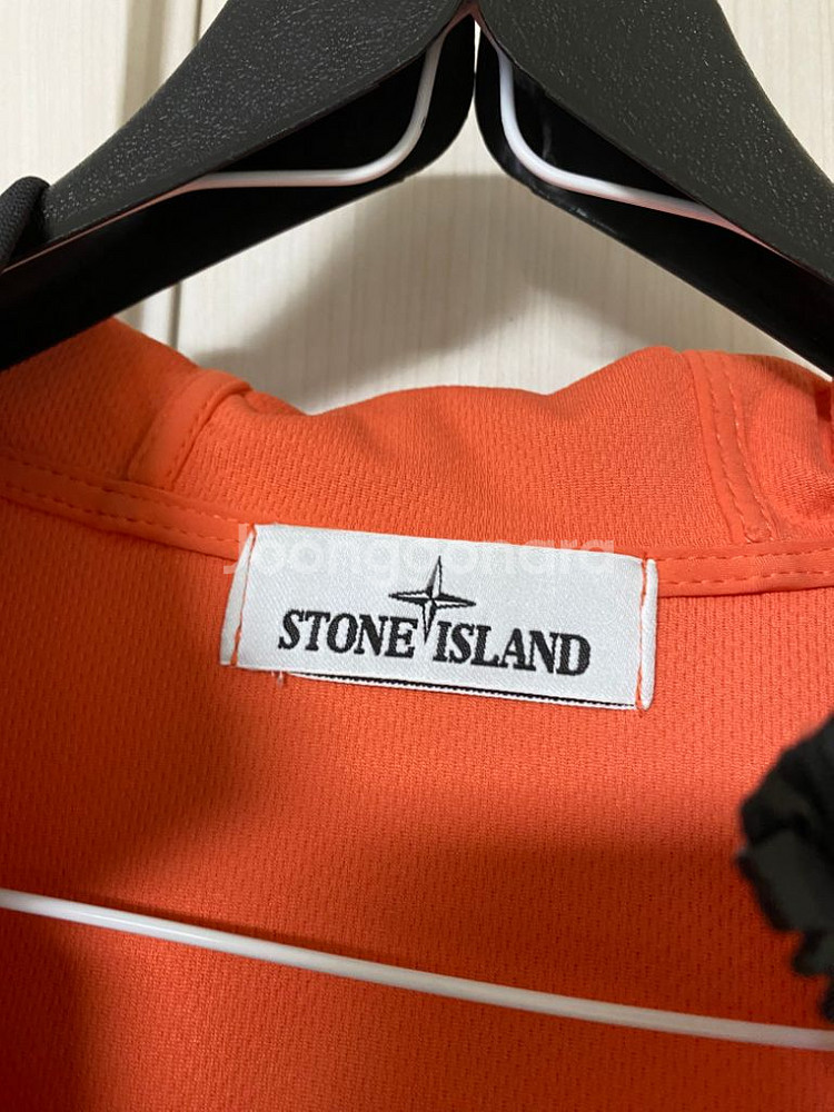 [22SS, M] 스톤아일랜드 라이트 소프트쉘 후드집업--4