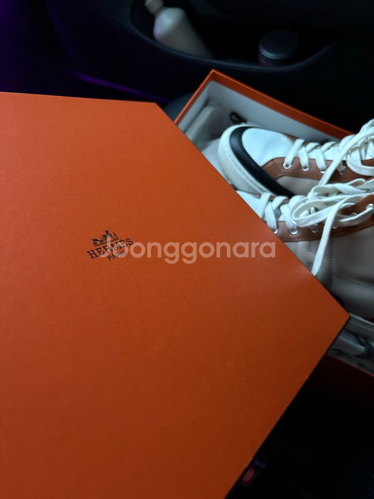 에르메스 디스트릭트 하이탑 스니커즈 트렌치 카멜 41.--0