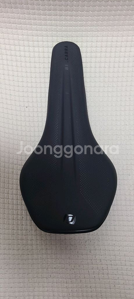(신품) 스캇 싱크로스 벨카라 자전거 안장.--0
