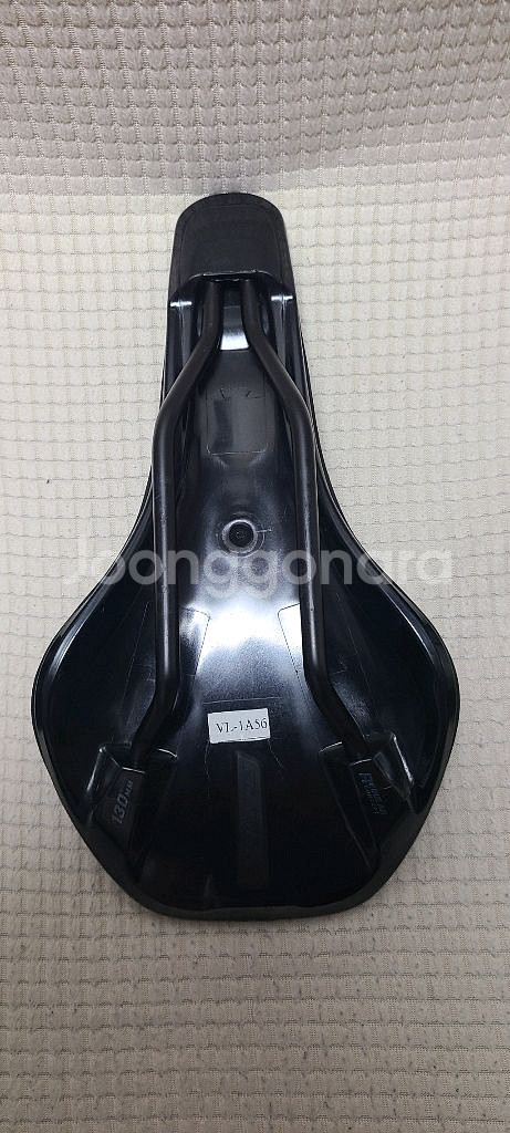 (신품) 스캇 싱크로스 벨카라 자전거 안장.--3