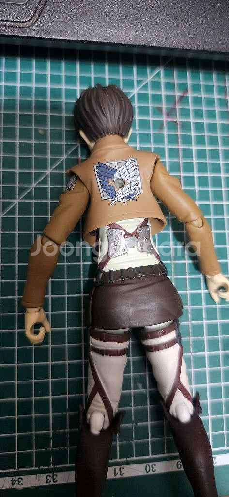 figma 진격의 거인 에렌 예거 (마지막 사진 참고)--5