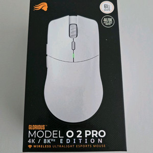 글로리어스 모델 O 2 PRO 8K(유/무선) 화이트
