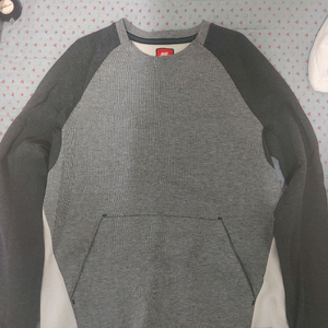 나이키 테크 맨투맨