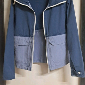 리바이스여성면후드자켓(XS/80/거의새것))