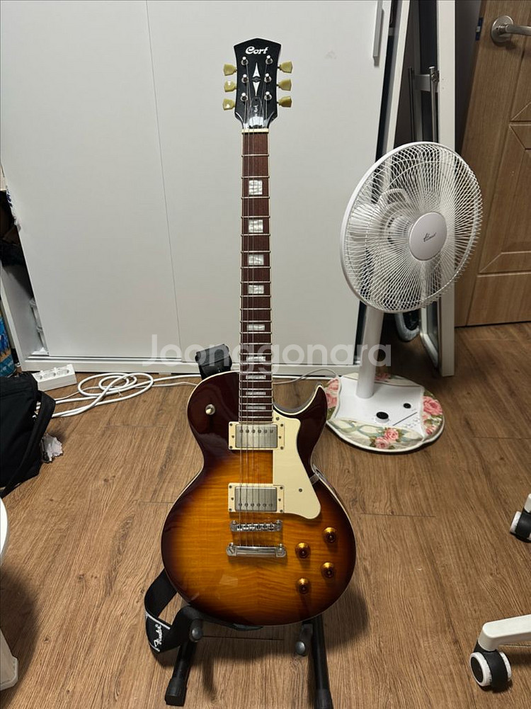 콜트 CR250 레스폴 일렉 기타 (급처)--0