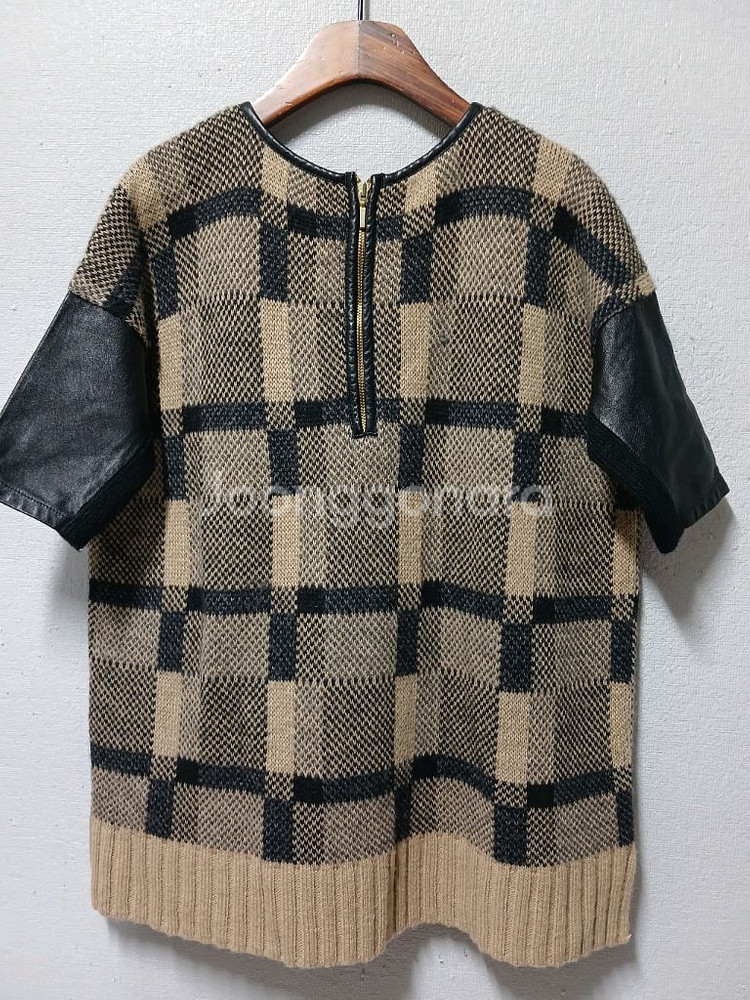 클럽모나코 체크 니트 반팔 티셔츠--4