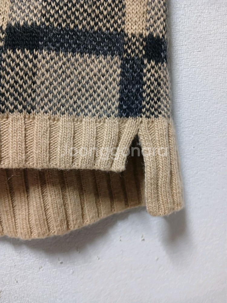 클럽모나코 체크 니트 반팔 티셔츠--3