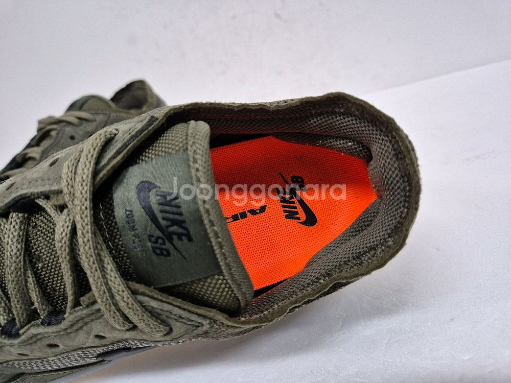 나이키 스케이트보드 스니커즈 275--7