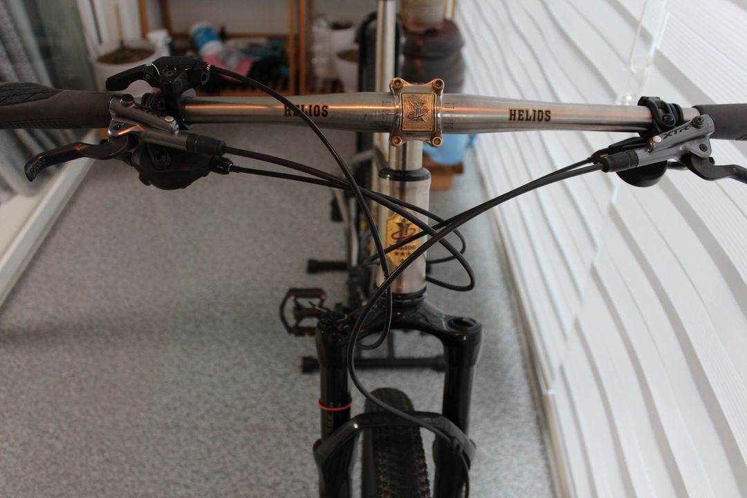 헬리우스 이글 티타늄 mtb 판매 합니다( 2대 )--1