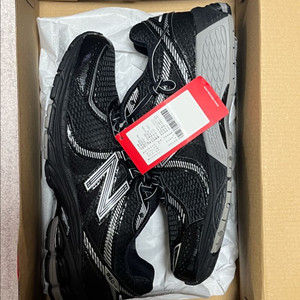 뉴발란스 860v2 블랙 그레이 285