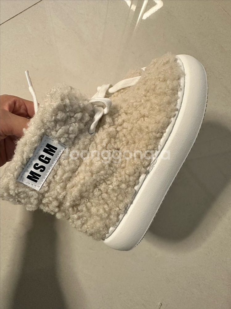 MSGM 키즈 뽀글이 털 부츠 아이보리 (160)새상품--0