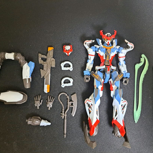 반다이 프라모델 가조립 판매