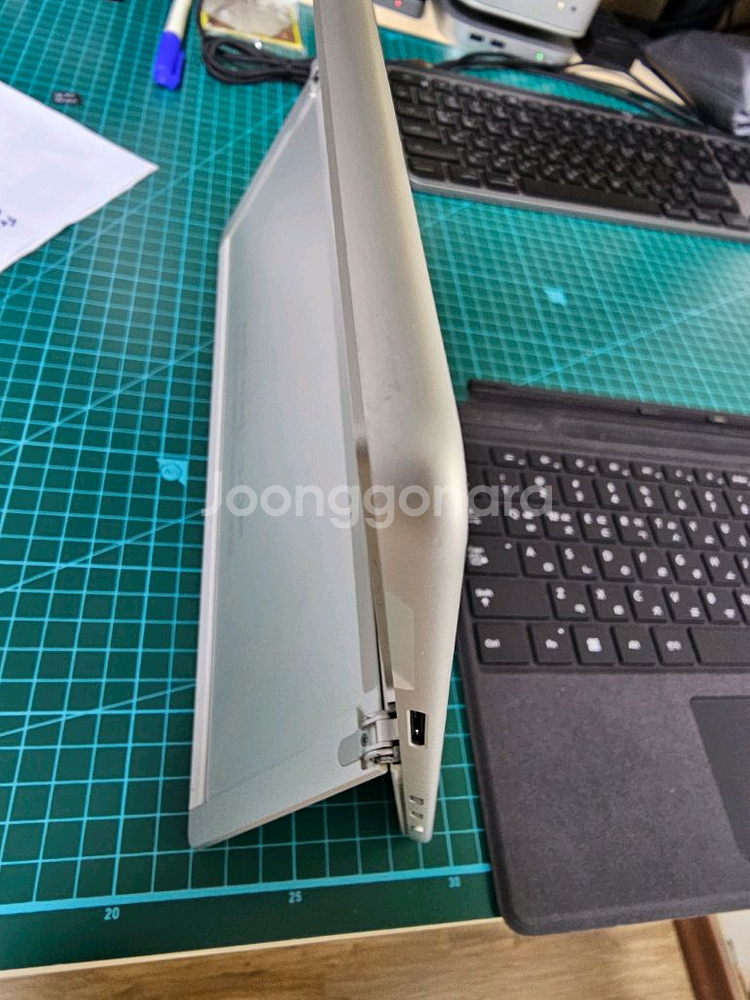 서피스프로8 i5 512gb+ 알칸트라 키보드커버+펜--5