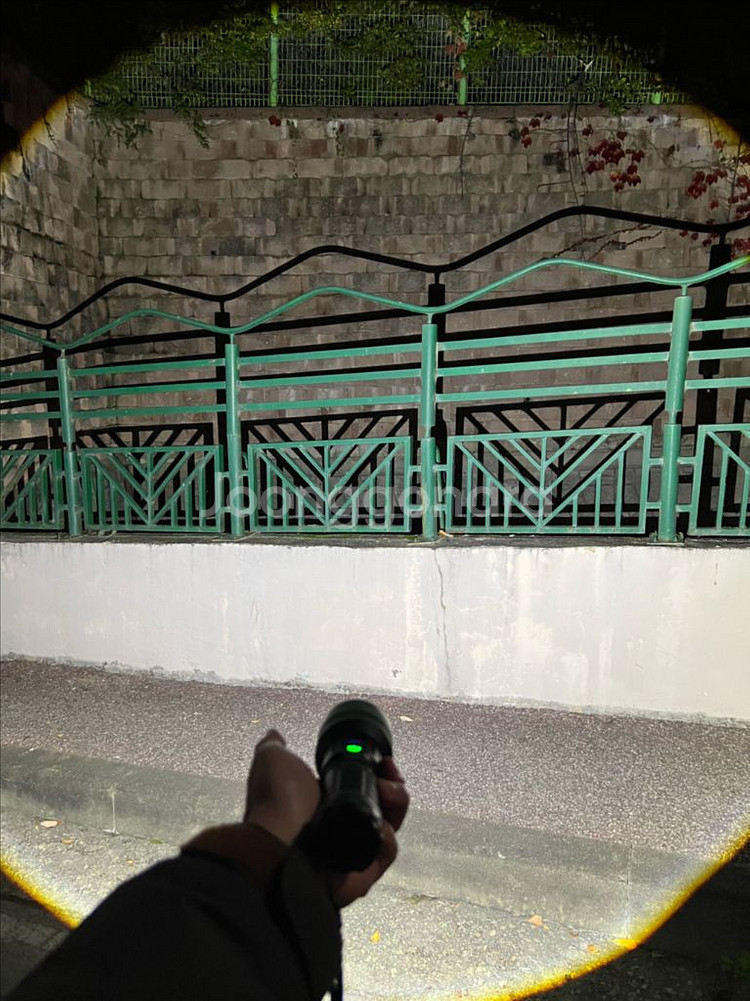 낚시 해루질 등산 캠핑용 전문가용 랜턴 손전등 라이트(--2