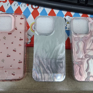 아이폰16 pro 케이스새제품