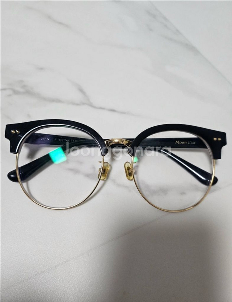 젠틀몬스터 하금테 안경 팝니다--0