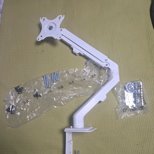 루나랩 싱글 모니터암 팝니다