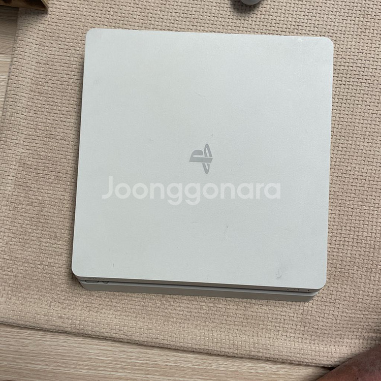 풀박스 PS4 슬림 2218B 1TB 컨트롤러2개 게임--1