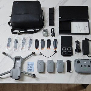 Dji 매빅에어2S 플라이모어 콤보셋 판매합니다.