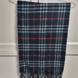 정품 버버리 네이비 캐시미어 머플러 목도리