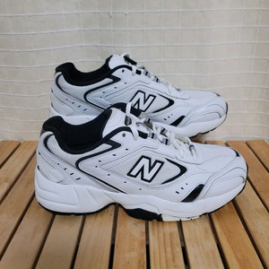 뉴발란스 452 운동화 270