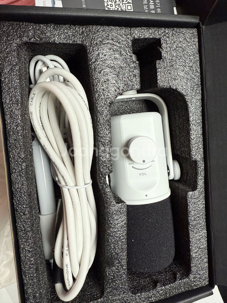 마타 스튜디오 C300 다이나믹 마이크--1