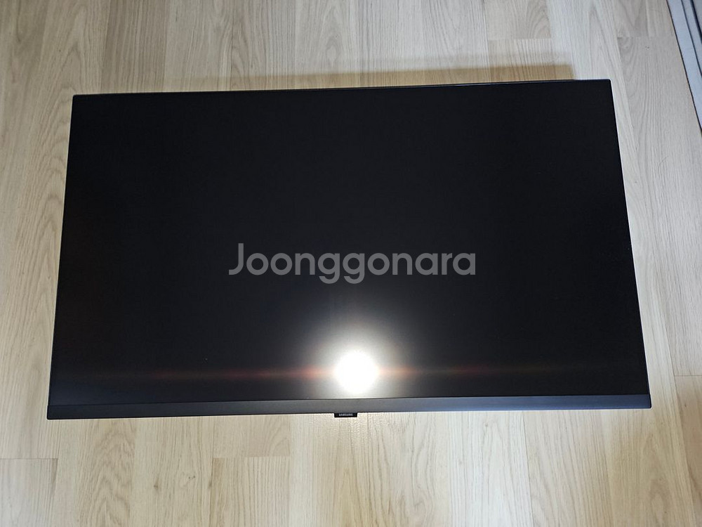 삼성 32인치 4K 모니터--3